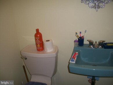 6114 Cipriano Rd, Lanham, MD 20706 - photo 2