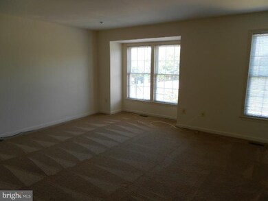 905 Mercer Dr, Hagerstown, MD 21742 - photo 4