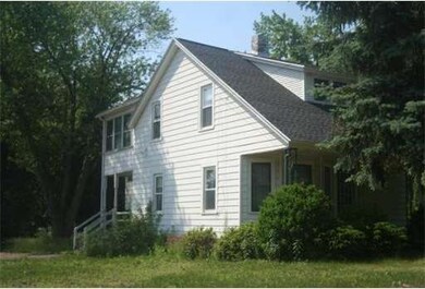 297 West St, Ludlow, MA 01056 - photo 3