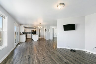 Extra living room/dining room area 2