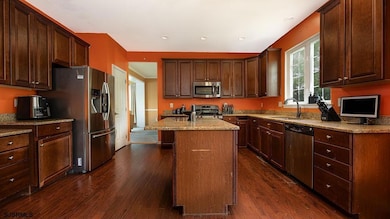 14 Strathmere Rd, Mays Landing, NJ 08330 - photo 2