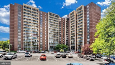 Chelsea Towers unit 803, Bethesda, MD 20817 - photo 3