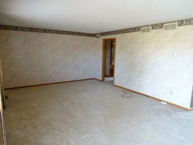 1021 N Ridge Rd unit 1019 N Ridge Rd, Wellington, KS 67152 - photo 5