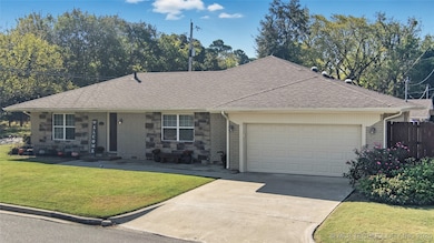 1314 Vieux Dr, McAlester, OK 74501 - photo 2