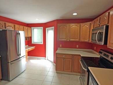 3865 N Main St unit 1, Fall River, MA 02720 - photo 4