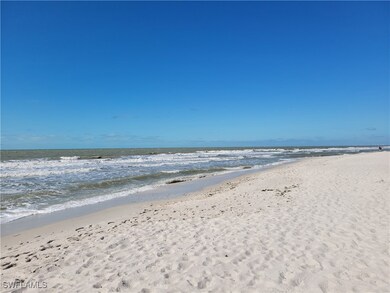Long beachview in front of the condo