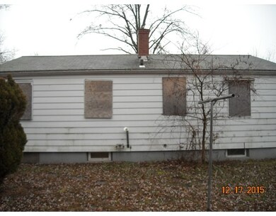 38 Leland Dr, Springfield, MA 01109 - photo 4