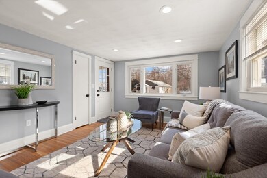 258 Seminole Ave, Waltham, MA 02451 - photo 4