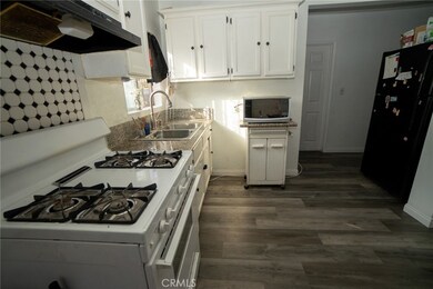 801 W 130th St, Compton, CA 90222 - photo 5