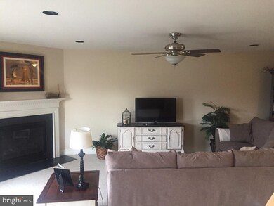 6953 Hunt Dr, Macungie, PA 18062 - photo 2