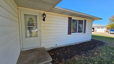 1201 Sausalito Dr, Waunakee, WI 53597 - photo 4