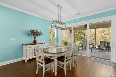 Dining & Screened-in Lanai