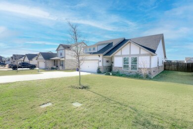 813 Holbrook Rd, Springtown, TX 76082 - photo 2