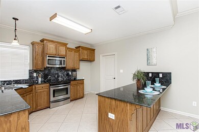 6216 Woodbend Ave, Zachary, LA 70791 - photo 6