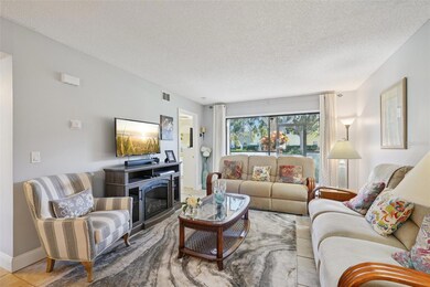 3001 58th Ave S unit 203, Saint Petersburg, FL 33712 - photo 7