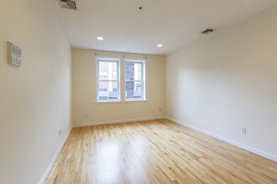 464 Hanover St unit 12, Boston, MA 02113 - photo 2