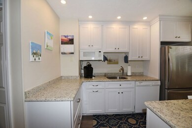 3 Treetop Ln unit 2, Kingston, MA 02364 - photo 5