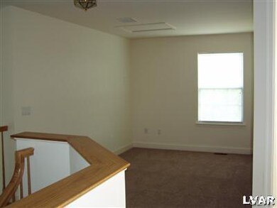 2429 Napa Dr, Easton, PA 18040 - photo 7