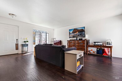 1307 S Elder St, Nampa, ID 83686 - photo 4