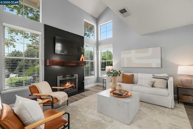 109 Fig Tree Ln, Martinez, CA 94553 - photo 5