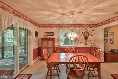 5745 Applebutter Hill Rd, Coopersburg, PA 18036 - photo 7