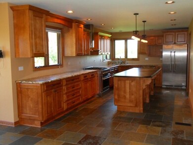 31820 S State Line Rd, Beecher, IL 60401 - photo 2