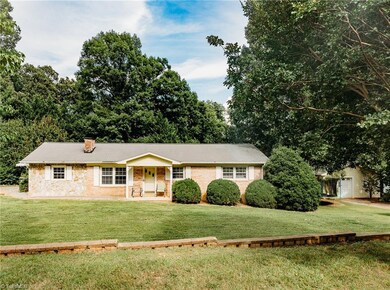 1825 Rilla St, Asheboro, NC 27205 - photo 3