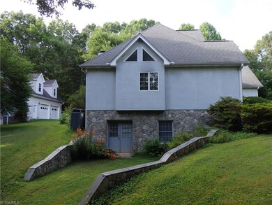 1522 Mcdaniel Dr, Asheboro, NC 27205 - photo 5