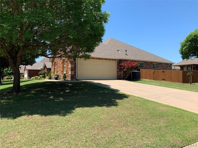 Side Entry Garage