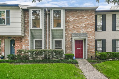 10317 Longmont Dr unit 37, Houston, TX 77042 - photo 3