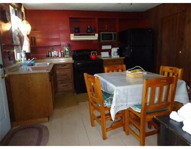 5 Fairhaven Rd unit Rental, Mattapoisett, MA 02739 - photo 2