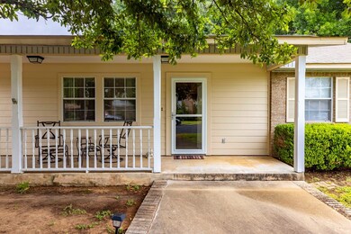 108 Frederick Rd, Fredericksburg, TX 78624 - photo 3