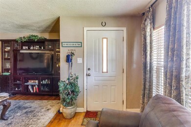 1322 Southern Blvd, Cleburne, TX 76033 - photo 5