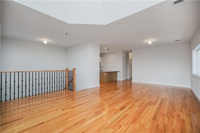 30 Waterside Pkwy, Staten Island, NY 10308 - photo 7