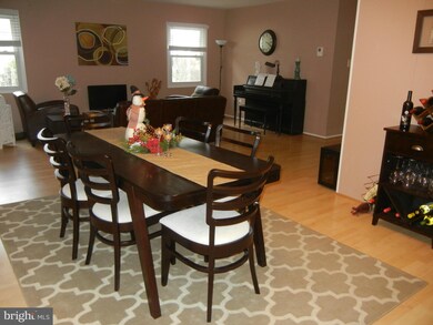 4107 Chelmont Ln, Bowie, MD 20715 - photo 5