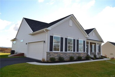 4865 Reston Dr unit 129, Easton, PA 18040 - photo 5