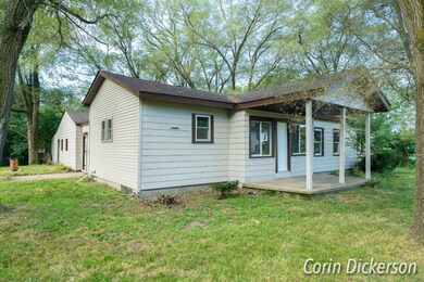 848 106th Ave., Plainwell, MI 49080-4