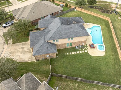27606 Great Sky Ct, Fulshear, TX 77441 - photo 2