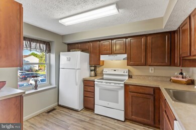 8235 Styers Ct, Laurel, MD 20723 - photo 3