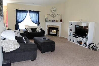 2686 Wildflower Ln, Greenwood, IN 46143 - photo 3