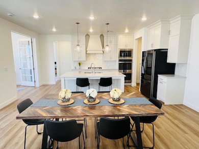 732 W Spring Lily Dr, St. George, UT 84790 - photo 5