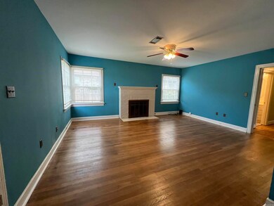 202 E Gum St, Sheridan, AR 72150 - photo 2