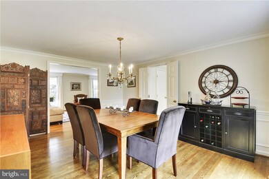 5 Cold Spring Ct, Potomac, MD 20854 - photo 4