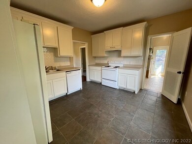 405 S Bixby St, Sapulpa, OK 74066 - photo 5