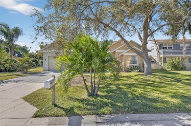 172 Lake Shore Dr W, Palm Harbor, FL 34684 - photo 6