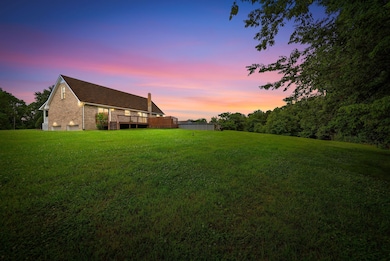 2430 Underwood Rd, Cunningham, TN 37052 - photo 6