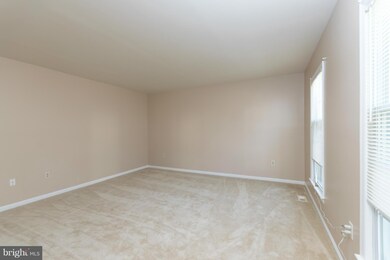 15517 Laurel Ridge Rd, Dumfries, VA 22025 - photo 4