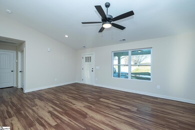 25 Simpson Creek Rd, Laurens, SC 29360 - photo 5