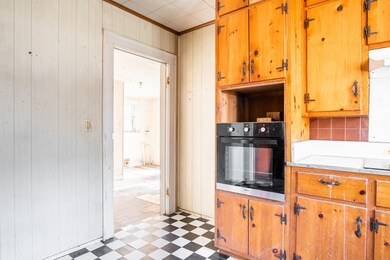 301 Lakeview Dr, Rossville, GA 30741 - photo 4