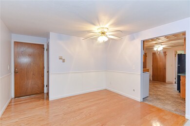 510 Child St unit 406A, Warren, RI 02885 - photo 6
